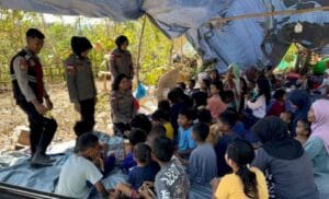 Ribuan Warga NTT Masih Bertahan di Pengungsian Pasca-Bencana, Bantuan Logistik Terus Disalurkan